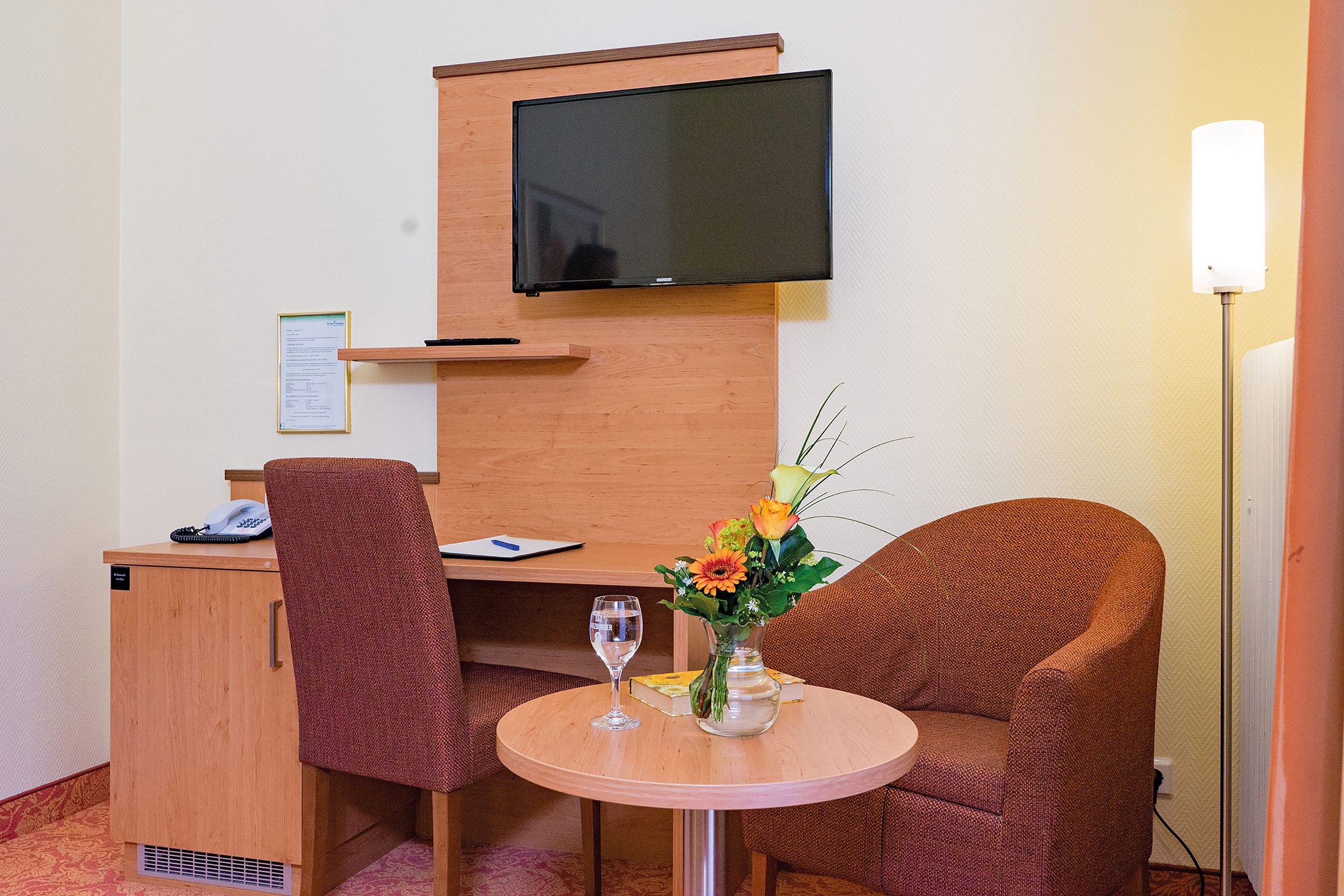 premium bedding, in-room safe, desk, soundproofing