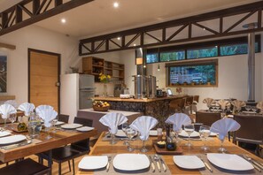 Se sirven desayunos y cenas, cocina regional