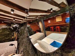 Down duvets, iron/ironing board, free WiFi, bed sheets - Maki Hostel Valparaiso (Valparaiso)