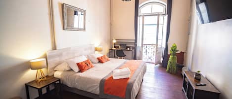 Down duvets, iron/ironing board, free WiFi, bed sheets