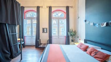 Daunenbettdecken, BĂŒgeleisen/BĂŒgelbrett, kostenloses WLAN, BettwĂ€sche