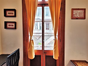 Down duvets, iron/ironing board, free WiFi, bed sheets - Maki Hostel Valparaiso (Valparaiso)