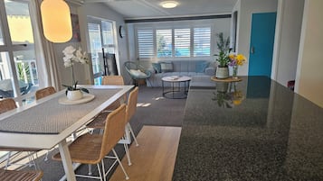 Deluxe Apartment, Partial Ocean View