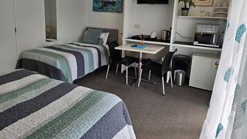 Twin Room with Free Netflix