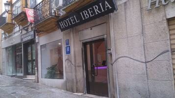 Entrada al alojamiento