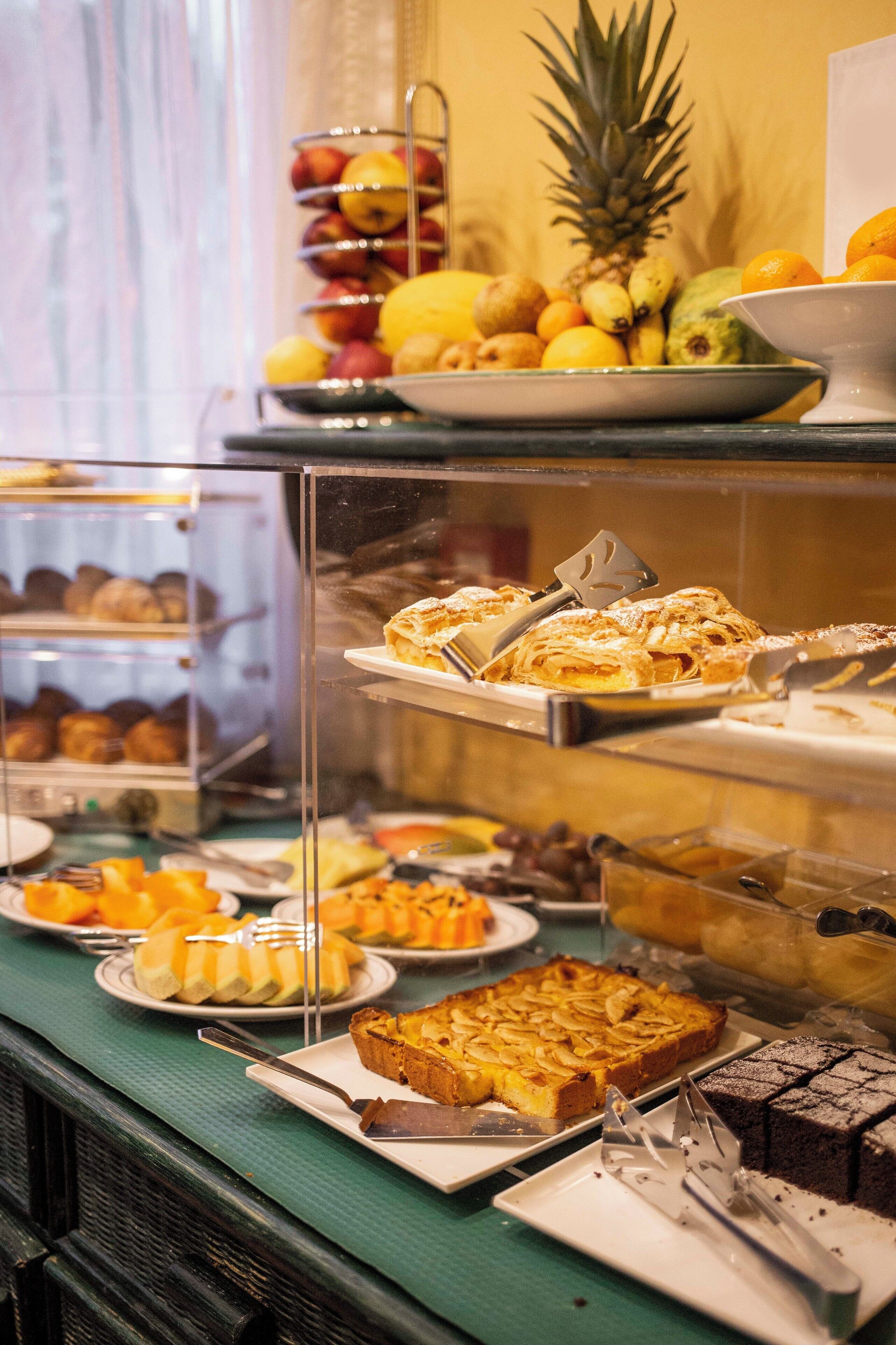 Desayuno buffet incluido todos los días 