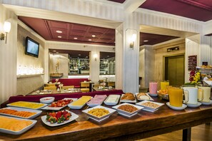 Breakfast buffet