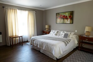 Materassi a doppio strato, minibar, una cassaforte in camera