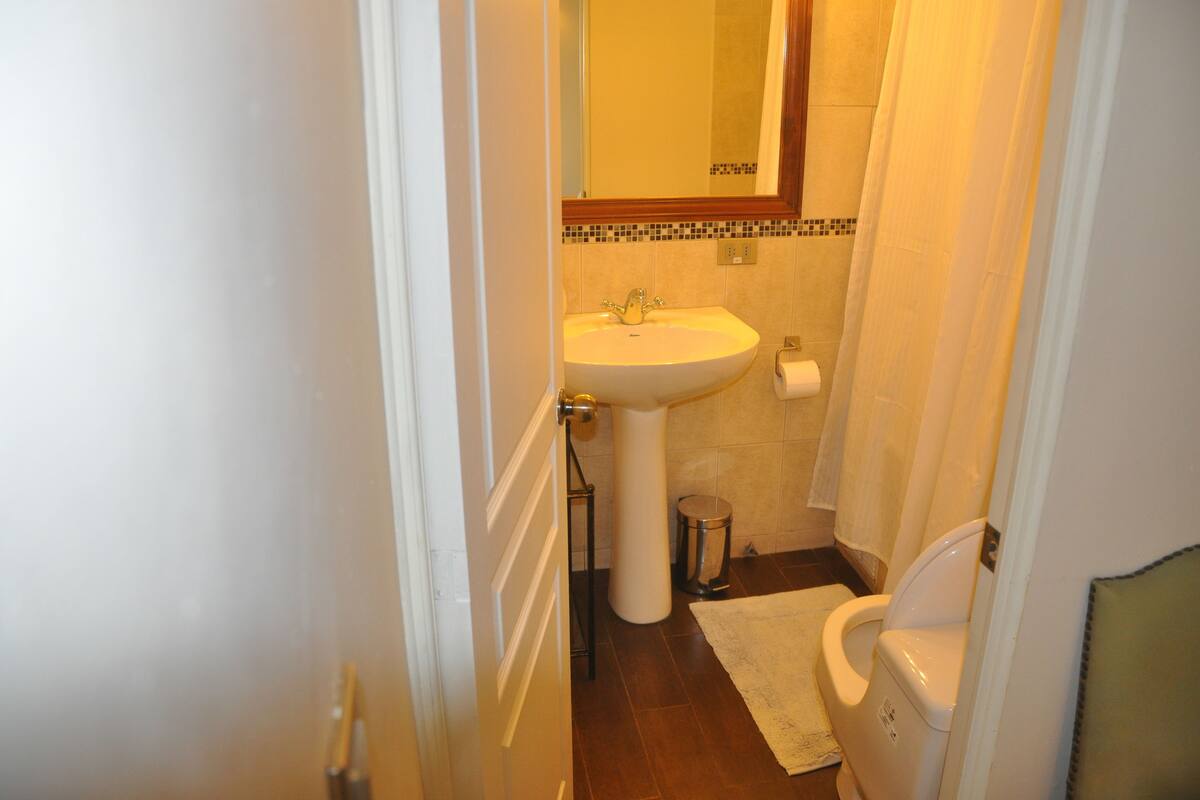 superior room | bathroom | hair dryer, towels, shampoo, toilet paper