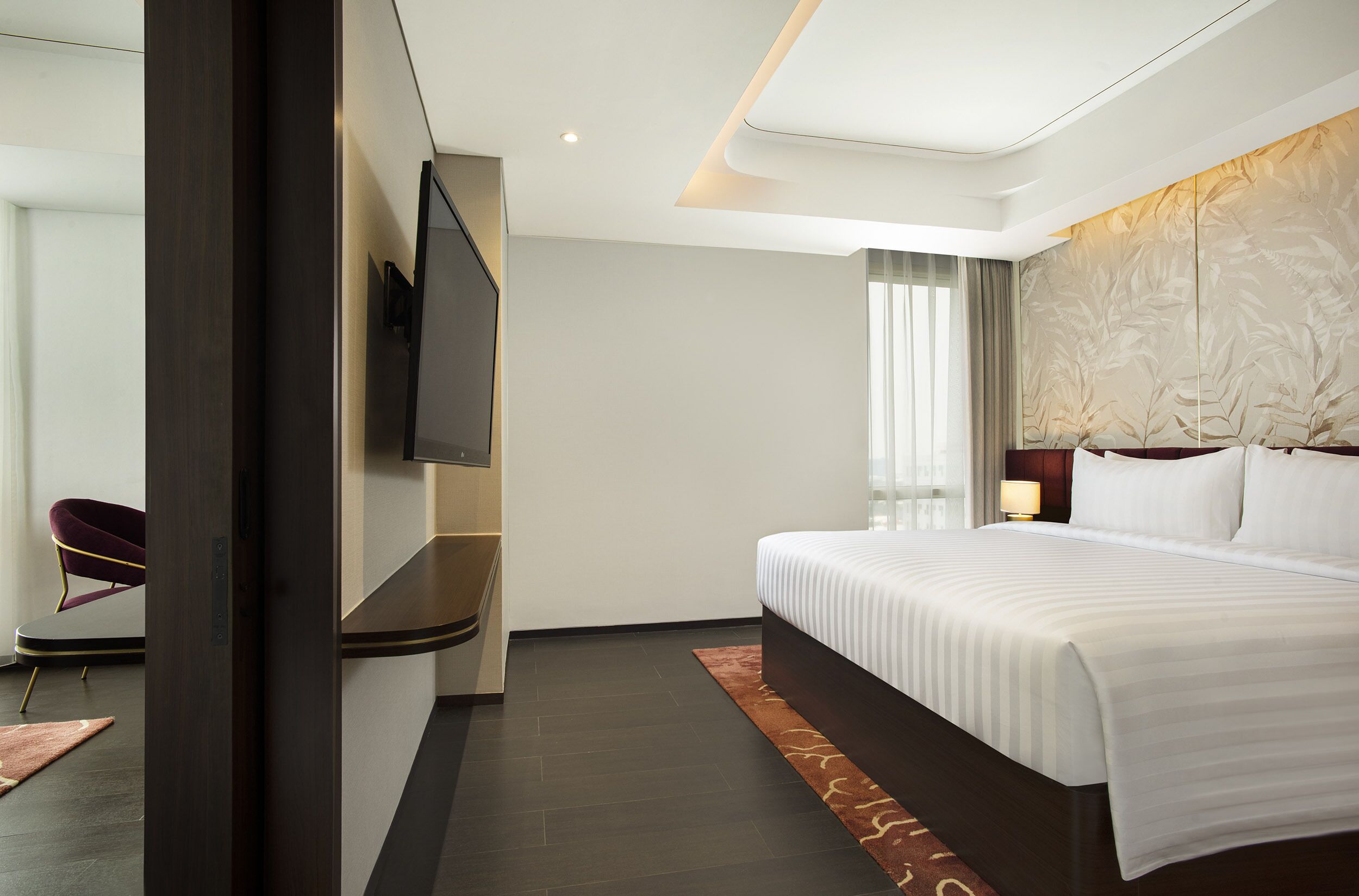 suite | 1 bedroom, minibar, in-room safe, desk