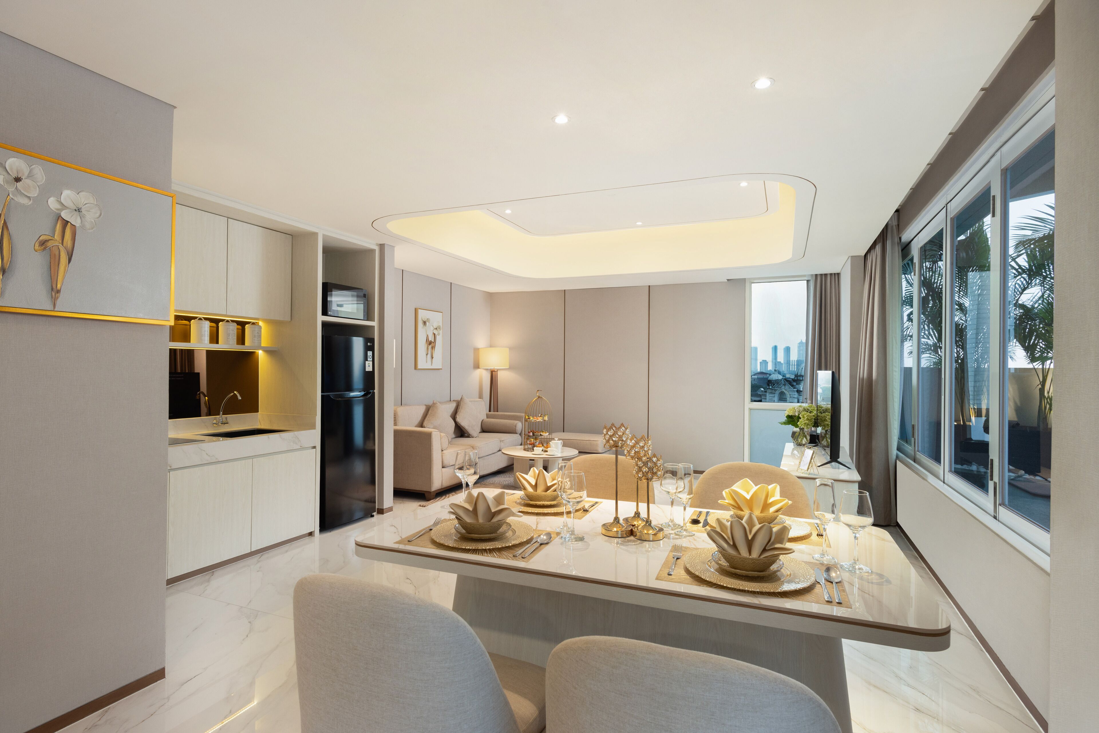 Suite – royal | Oppholdsområde | TV