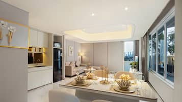 Suite – royal | Oppholdsområde | TV