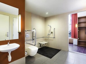 Habitación, 1 cama individual | Baño | Ducha, artículos de higiene personal ecológicos y secador de pelo