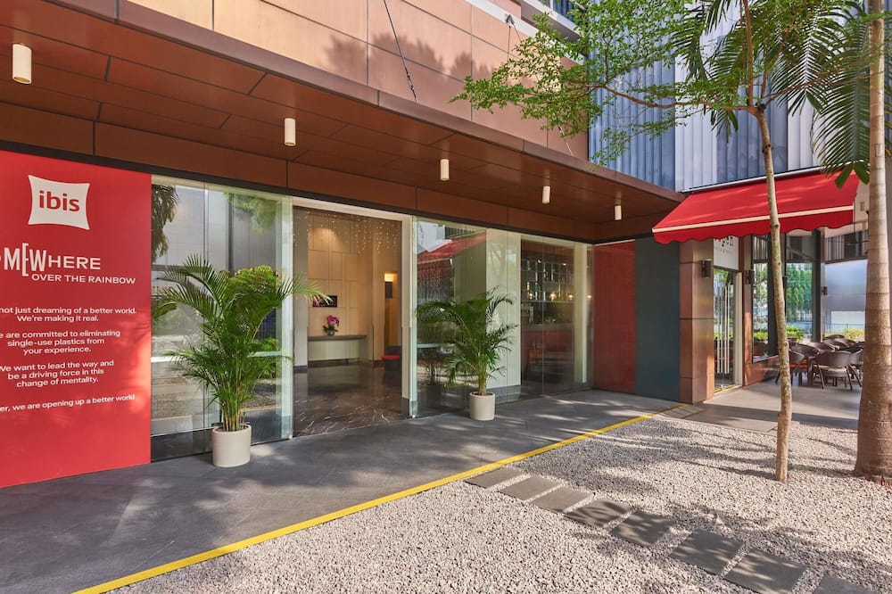 Ibis Singapore Novena — hotel in 6 Irrawaddy Road, Singapore SG, 329543