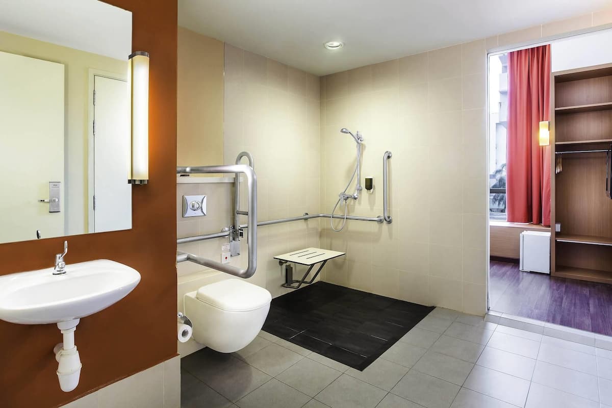 Zimmer, 1 Einzelbett | Zimmersafe, Schreibtisch, laptopgeeigneter Arbeitsplatz