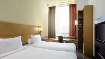 Standard Twin Room, 2 Twin Beds | In-room safe, desk, laptop workspace, blackout drapes