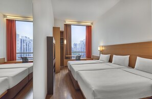 Standard Room, 3 Single Beds | In-room safe, desk, laptop workspace, blackout curtains - ibis Singapore Novena (Singapore)