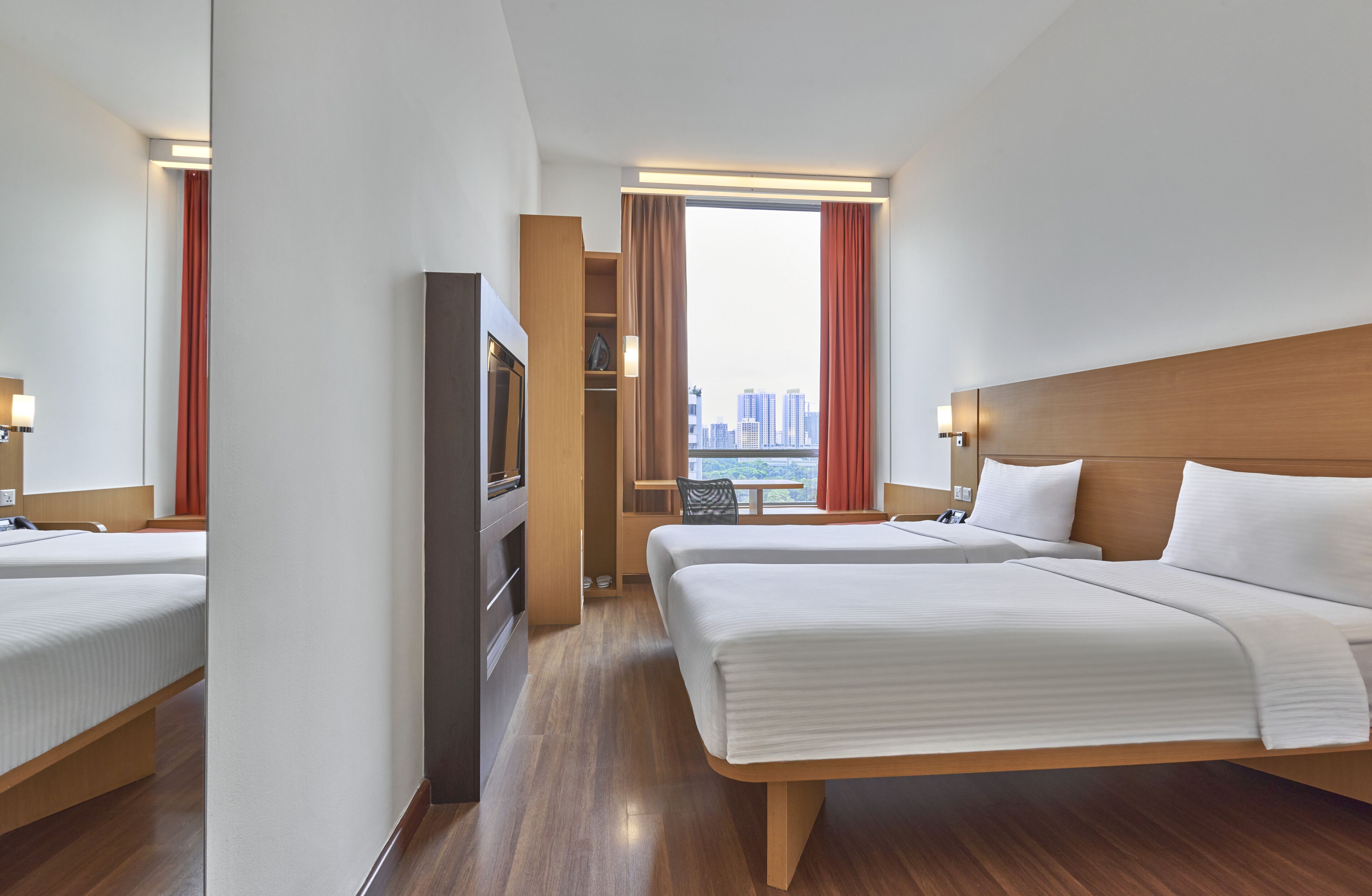 Standard Twin Room, 2 Twin Beds | In-room safe, desk, laptop workspace, blackout drapes