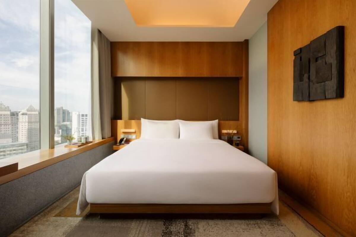 Roupas de cama premium, cofres nos quartos, escrivaninha