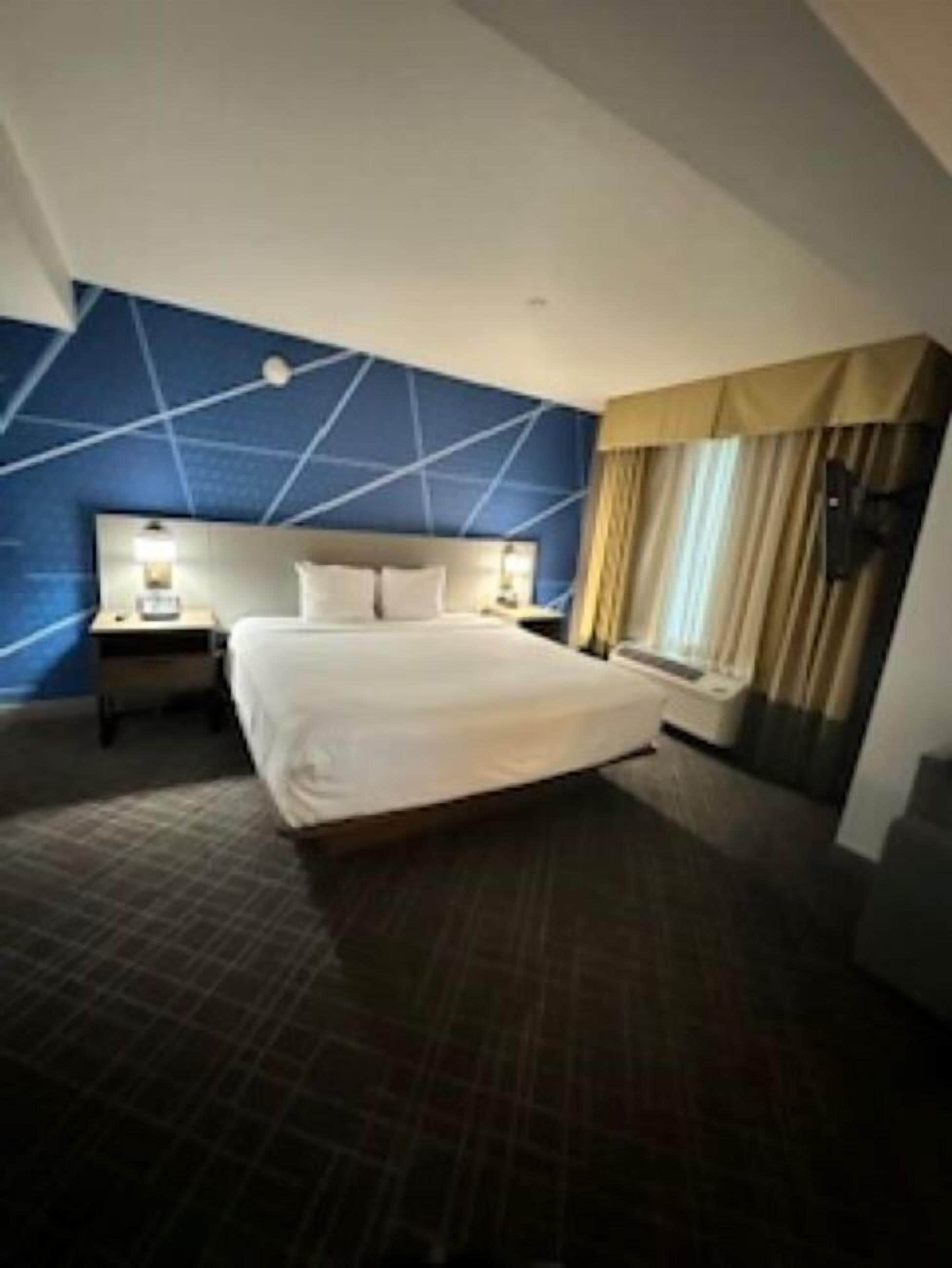 in-room safe, desk, laptop workspace, iron/ironing board