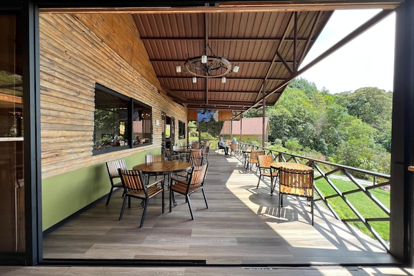 Se sirven desayunos, almuerzos y cenas