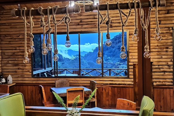 Breakfast, lunch and dinner served