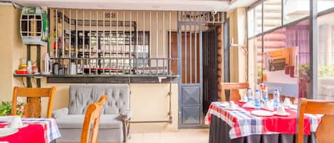 Bar (en la propiedad)