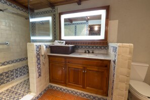 Junior Suite, 2 Queen Beds | Bathroom | Shower, free toiletries, towels