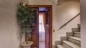 Property entrance - Tolentino Suites (Rome)