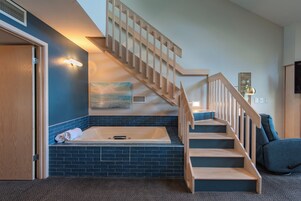 Suite, 2 Bedrooms, Bay View (2nd Floor with Fireplace & Jetted Tub) | Premium bedding, pillowtop beds, free WiFi, bed sheets