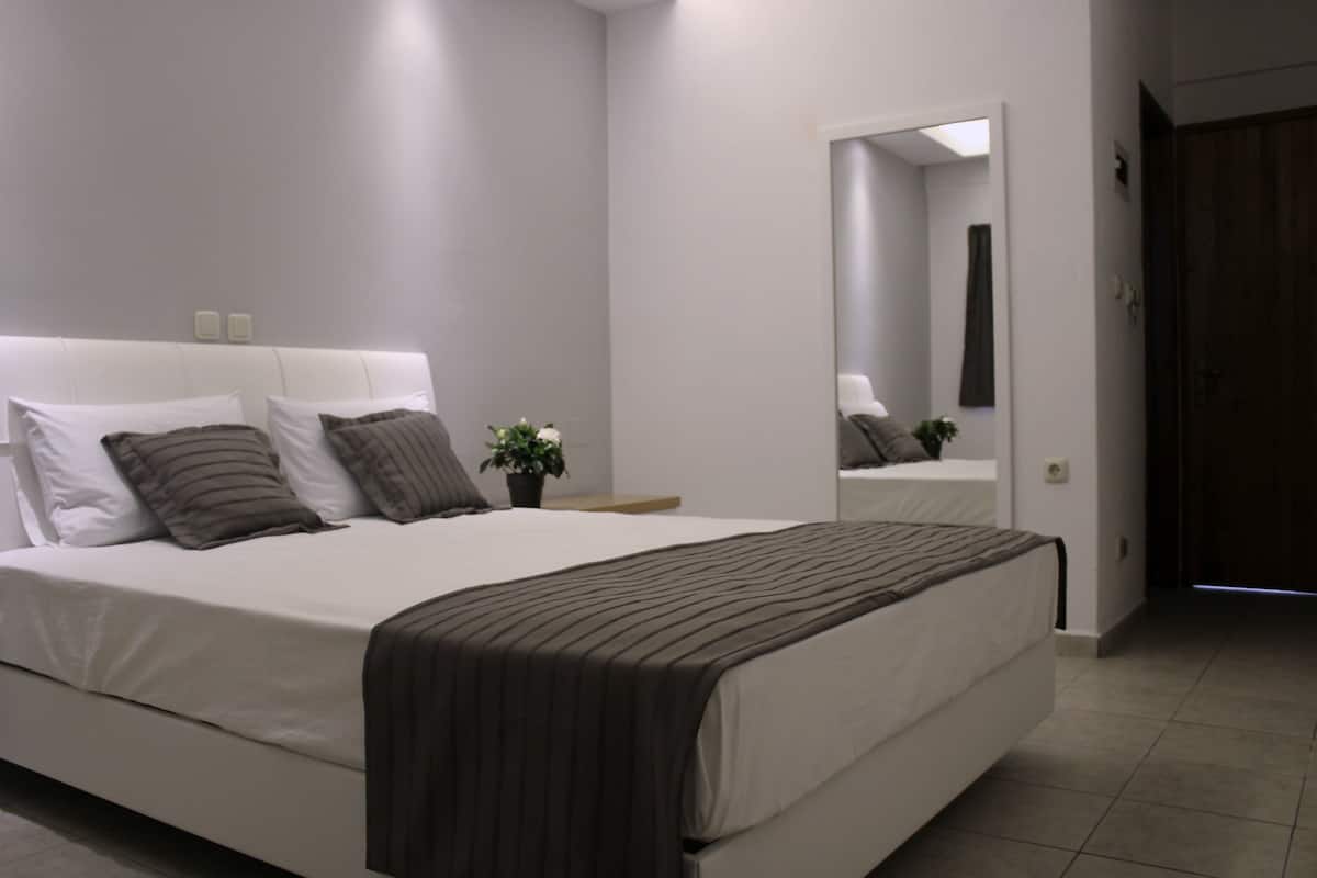 In-room safe, desk, blackout curtains, soundproofing