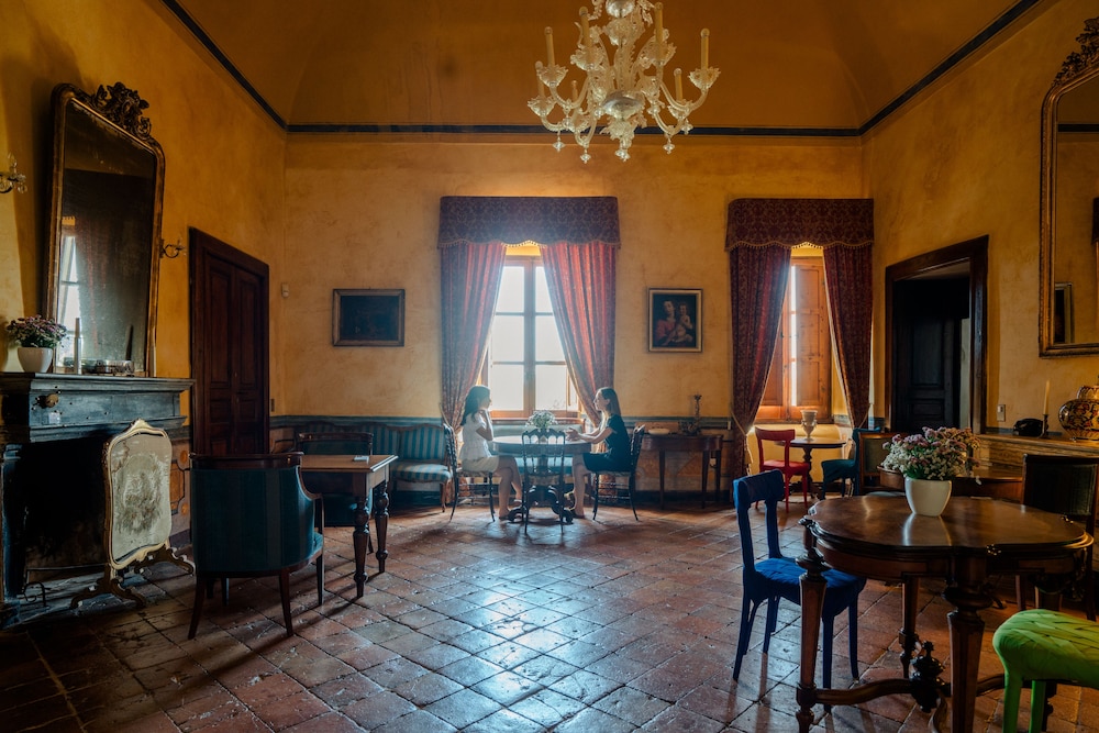 Castello Di Semivicoli by null