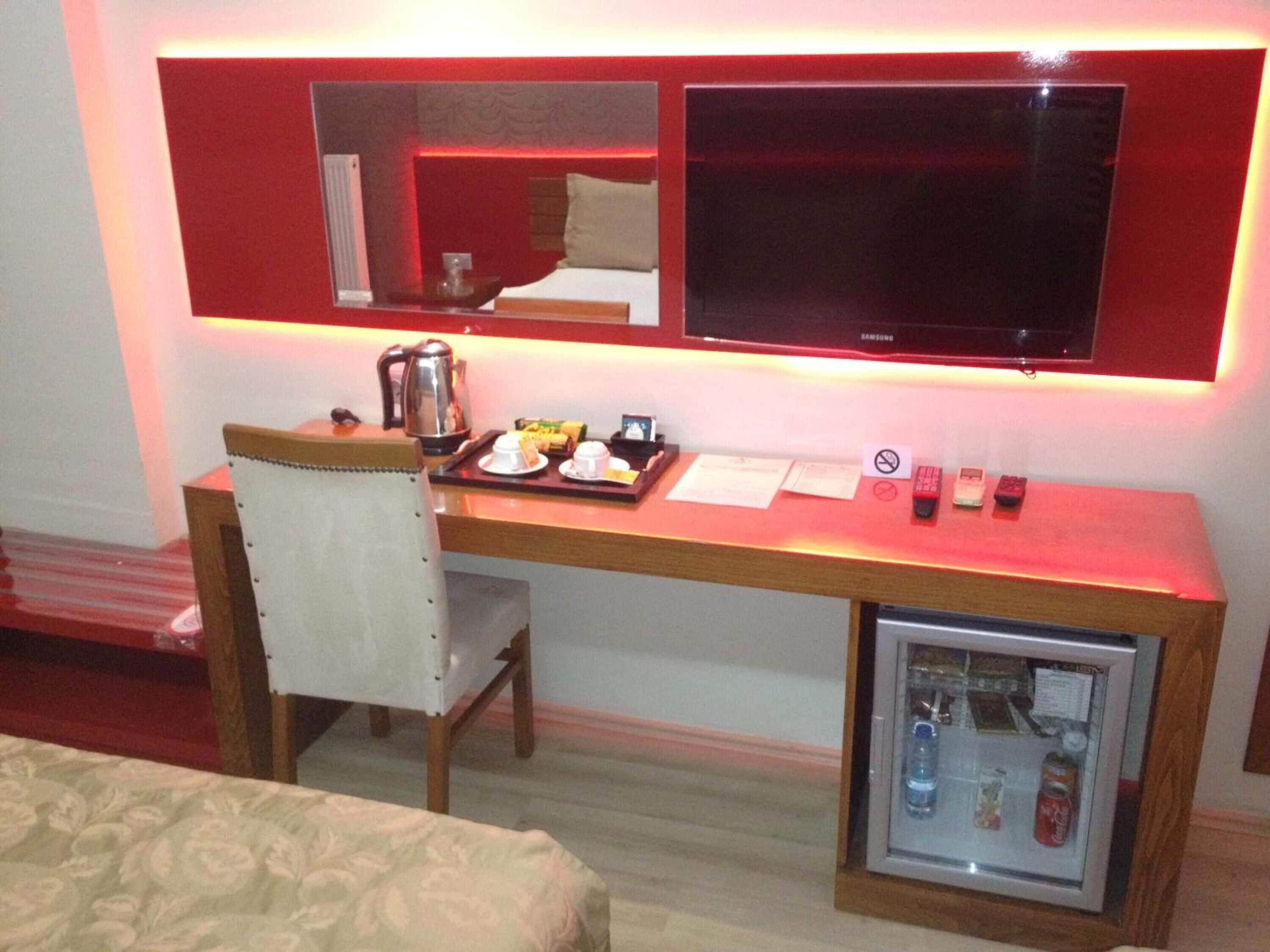 1 bedroom, minibar, in-room safe, desk