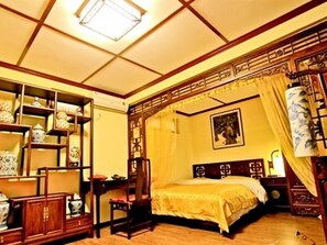 獨特裝潢、布置獨特、書桌、熨斗/熨衣板