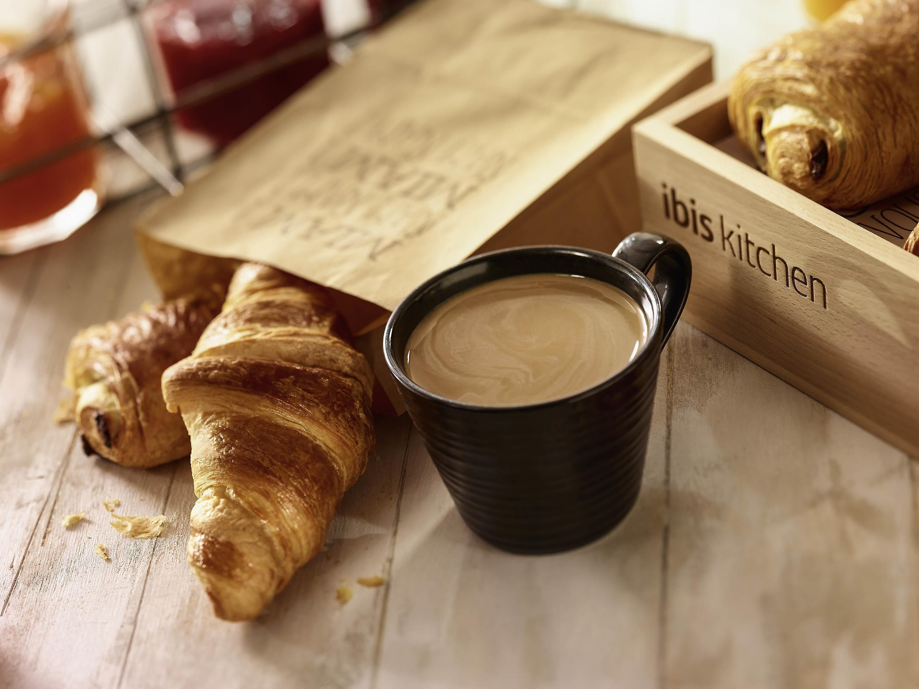 daily continental breakfast (chf 16 per person)