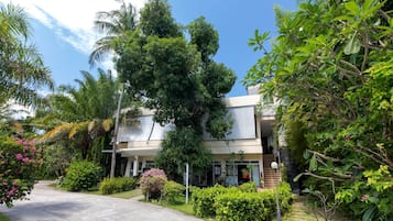 Bahagian luar