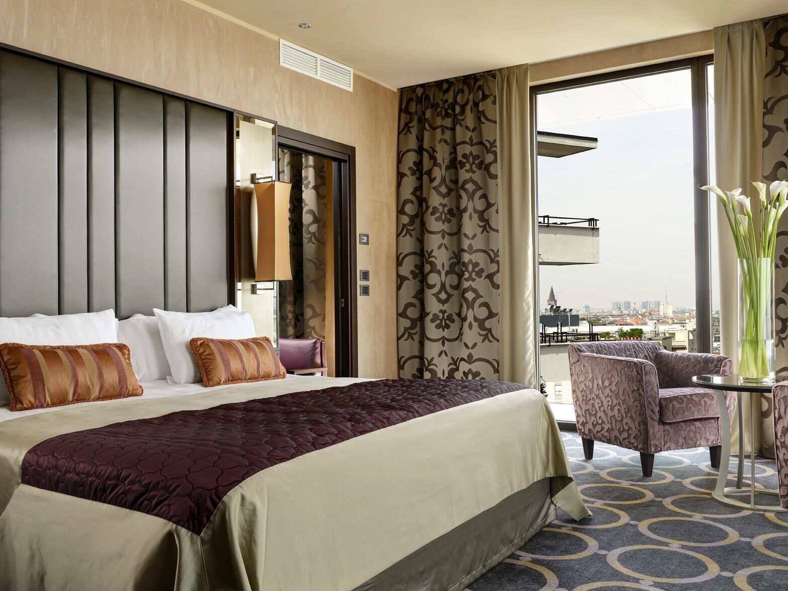 Sängtillbehör av högsta kvalitet, duntäcken och minibar