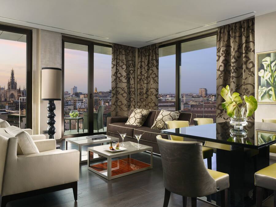 Suite Présidentielle (Duomo view) | Vue de la chambre