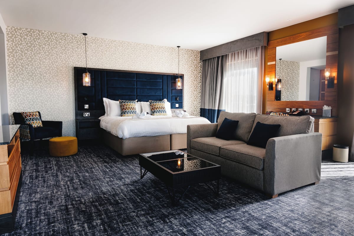 suite with sauna | premium bedding, memory-foam beds, in-room safe, desk