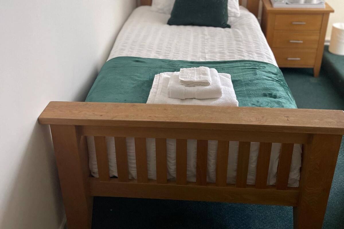 Quarto solteiro clássico, suíte