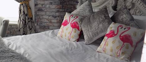 Ilmainen Wi-Fi, vuodevaatteet