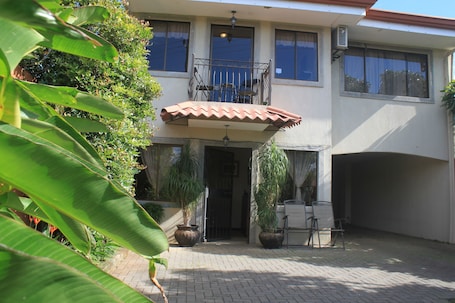 Exterior detail. Hotel Santa Maria Inn