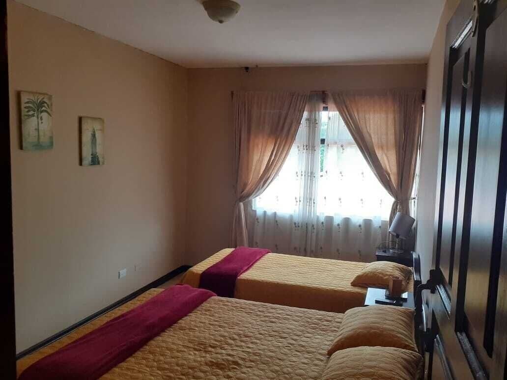 Couette en duvet d'oie, surmatelas, ameublement personnalisé