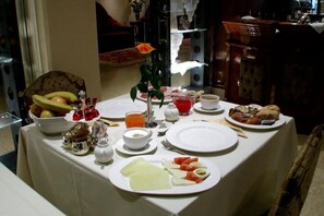 Petit déjeuner buffet compris tous les jours