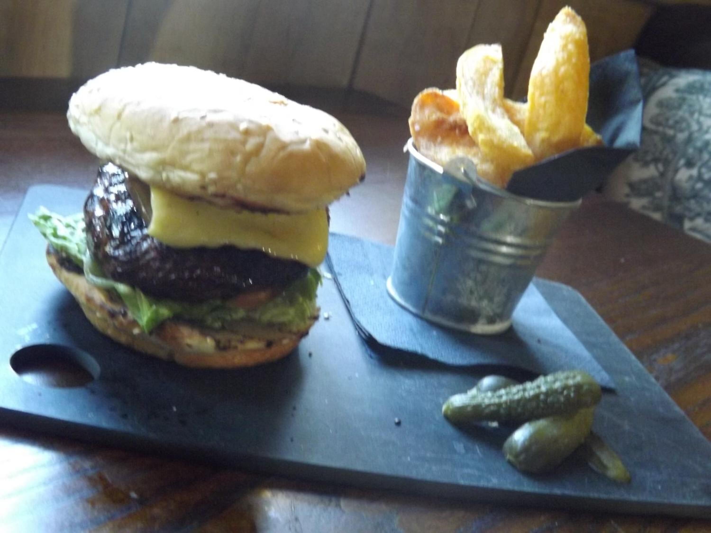 breakfast, lunch and dinner served