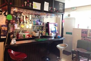 Bar (en el alojamiento)