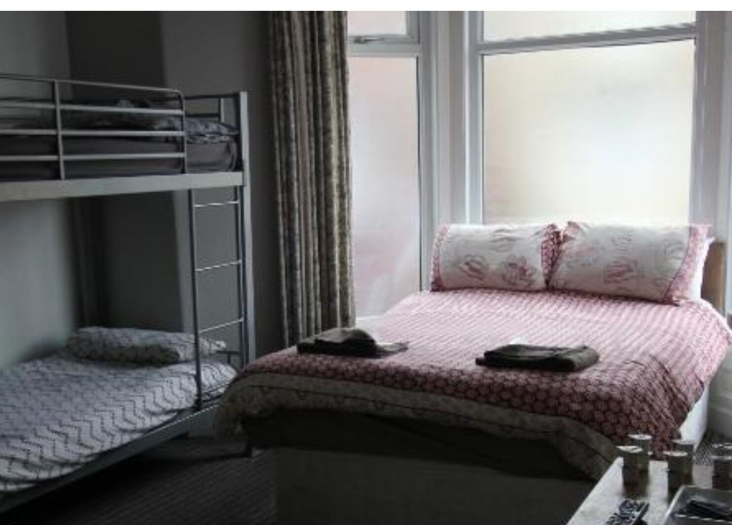 Habitación familiar, varias camas