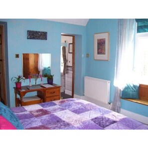Desk, iron/ironing board, free WiFi