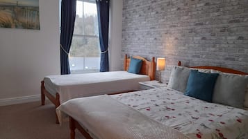 1 bedroom, WiFi, bed sheets