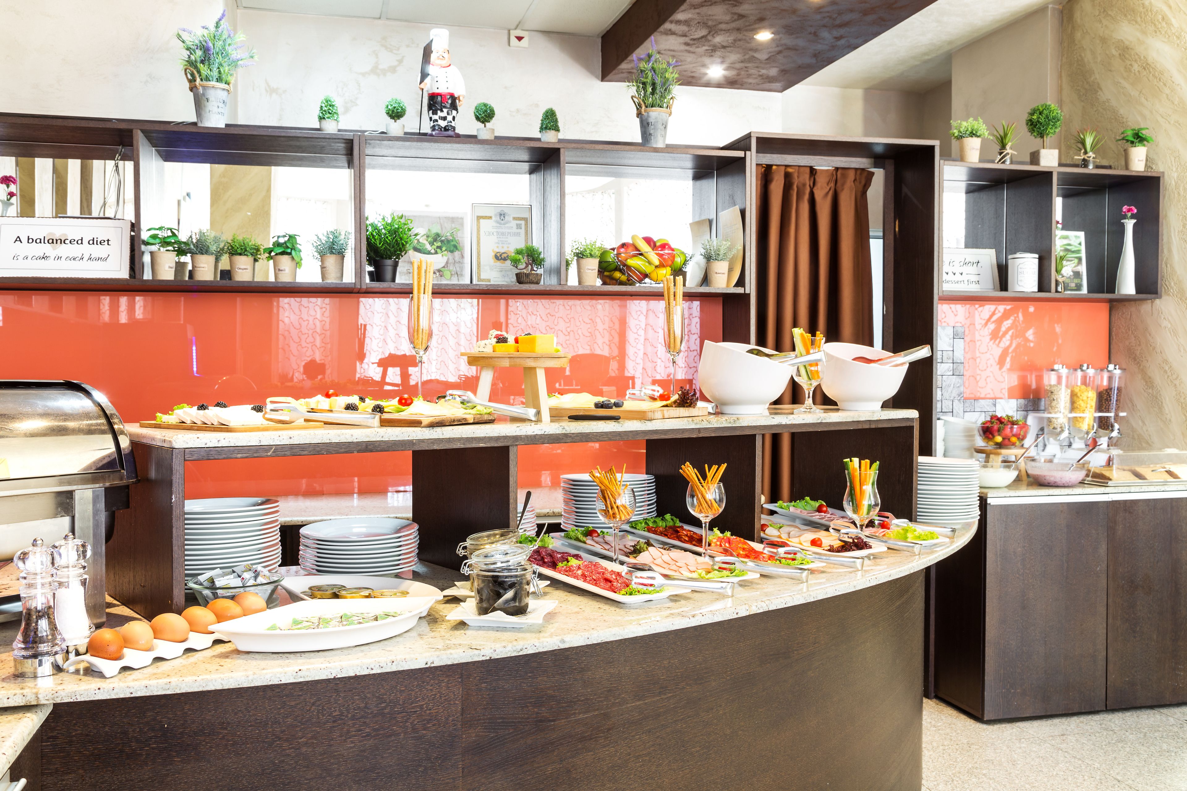 Daily buffet breakfast (EUR 6.13 per person)